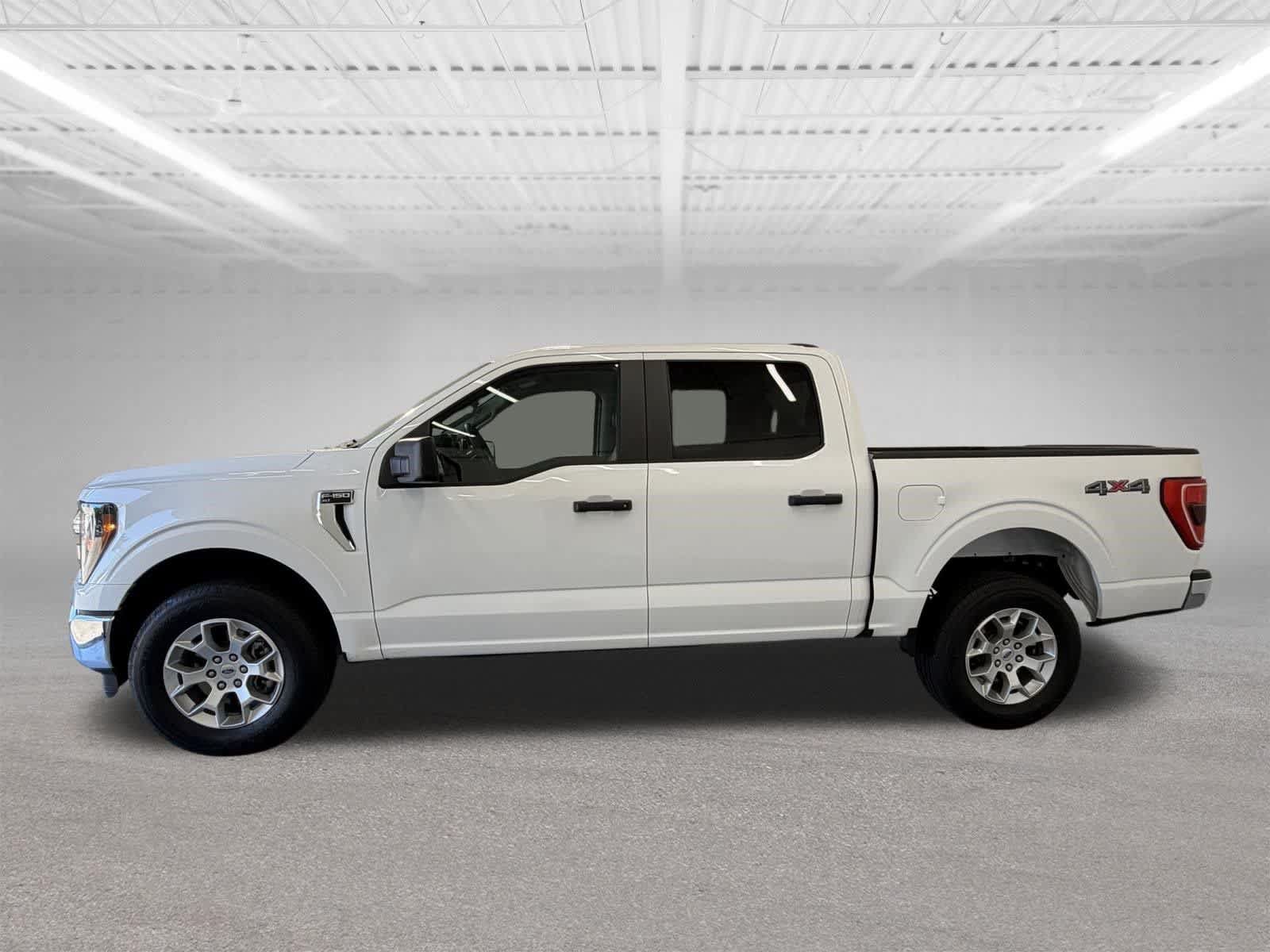 Used 2023 Ford F150 XLT AWD/4WD image 2