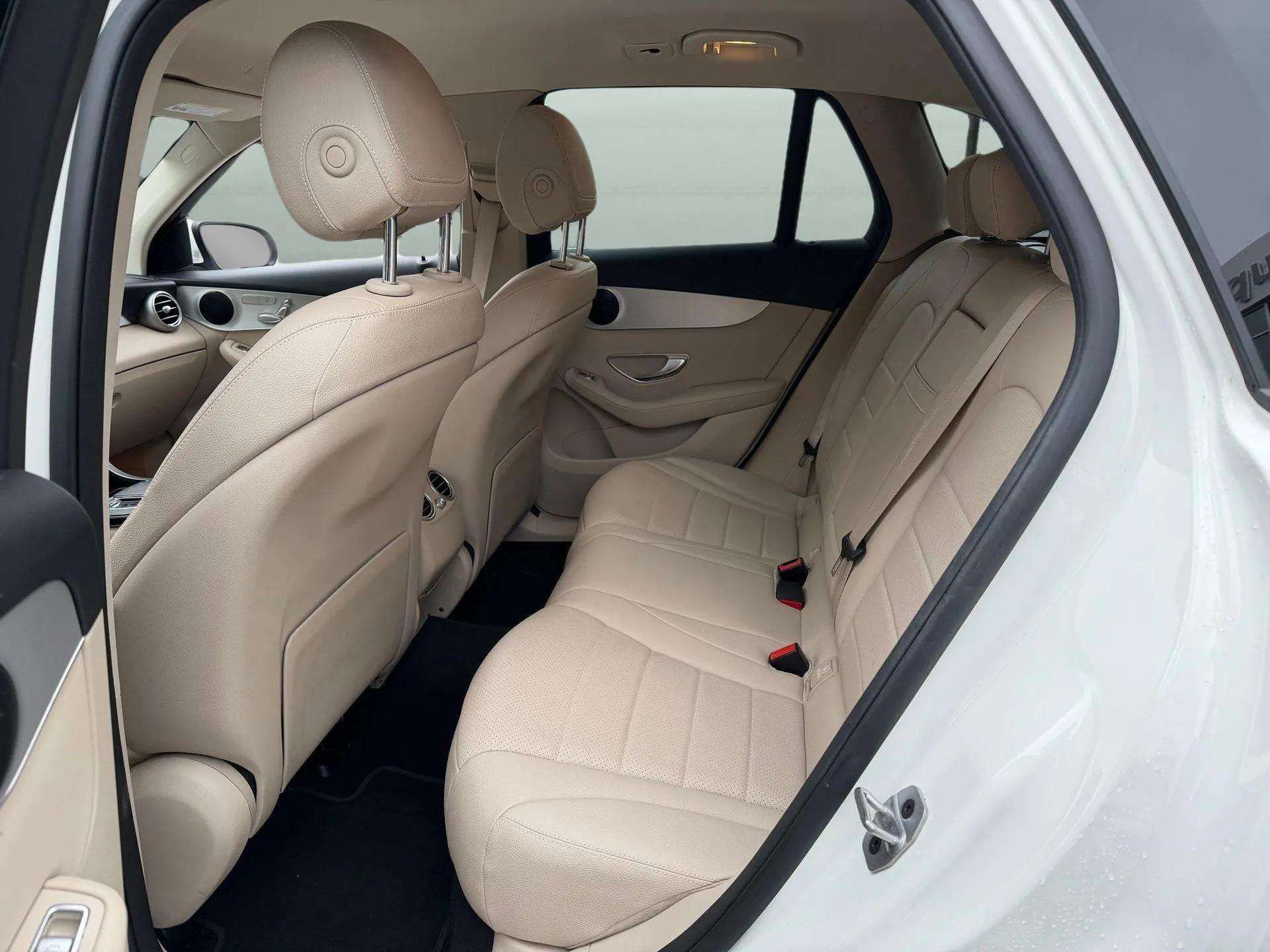 Used 2022 Mercedes-Benz GLC 300 image 16