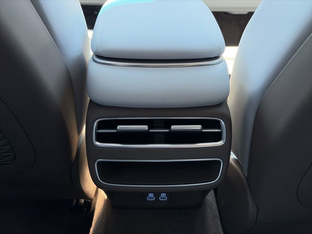 New 2026 Genesis GV70 2.5T Advanced image 21