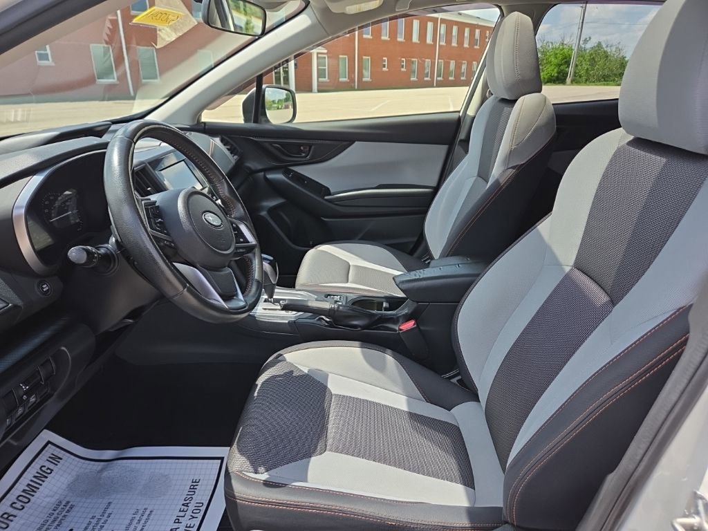 Used 2022 Subaru Crosstrek 2.0i Premium w/ Moonroof Package AWD/4WD image 16