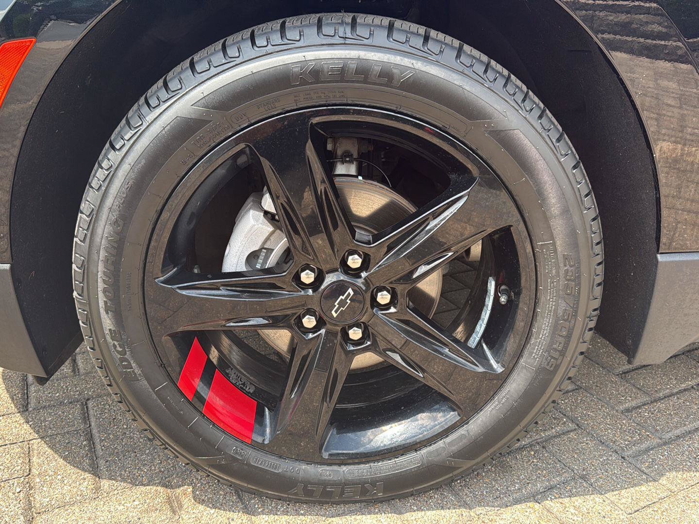 Used 2024 Chevrolet Equinox Premier w/ Redline Edition FWD image 9
