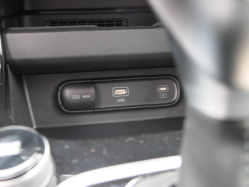 Used 2026 Kia Seltos EX FWD image 22