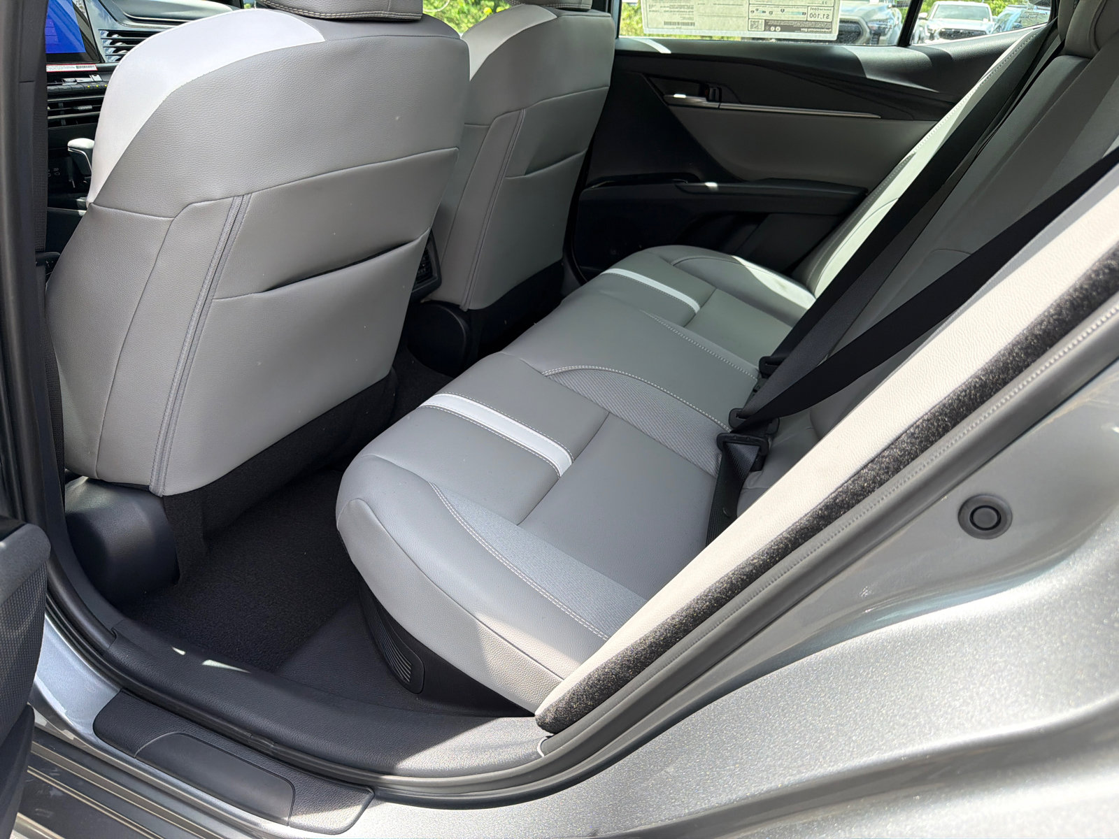 Used 2026 Toyota Camry SE FWD image 20
