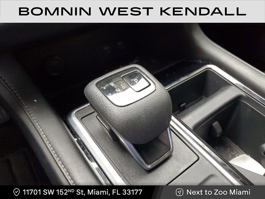 Used 2022 Nissan Pathfinder S image 17