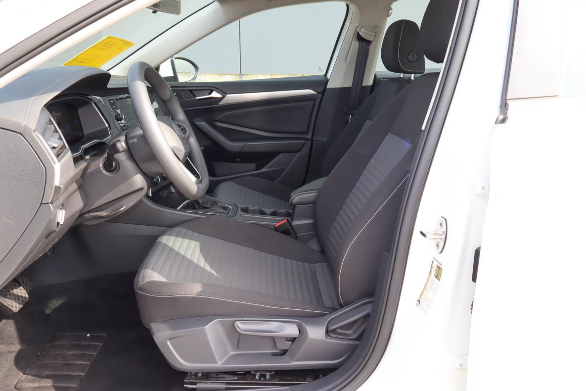 Used 2022 Volkswagen Jetta S FWD image 7