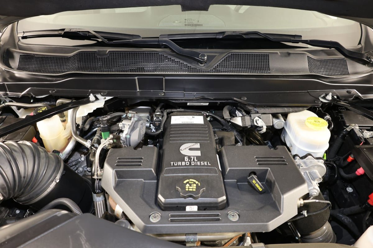 Used 2024 RAM 2500 Big Horn AWD/4WD image 36