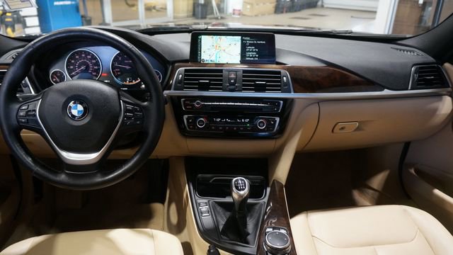 Used 2016 BMW 340i xDrive Sedan image 11