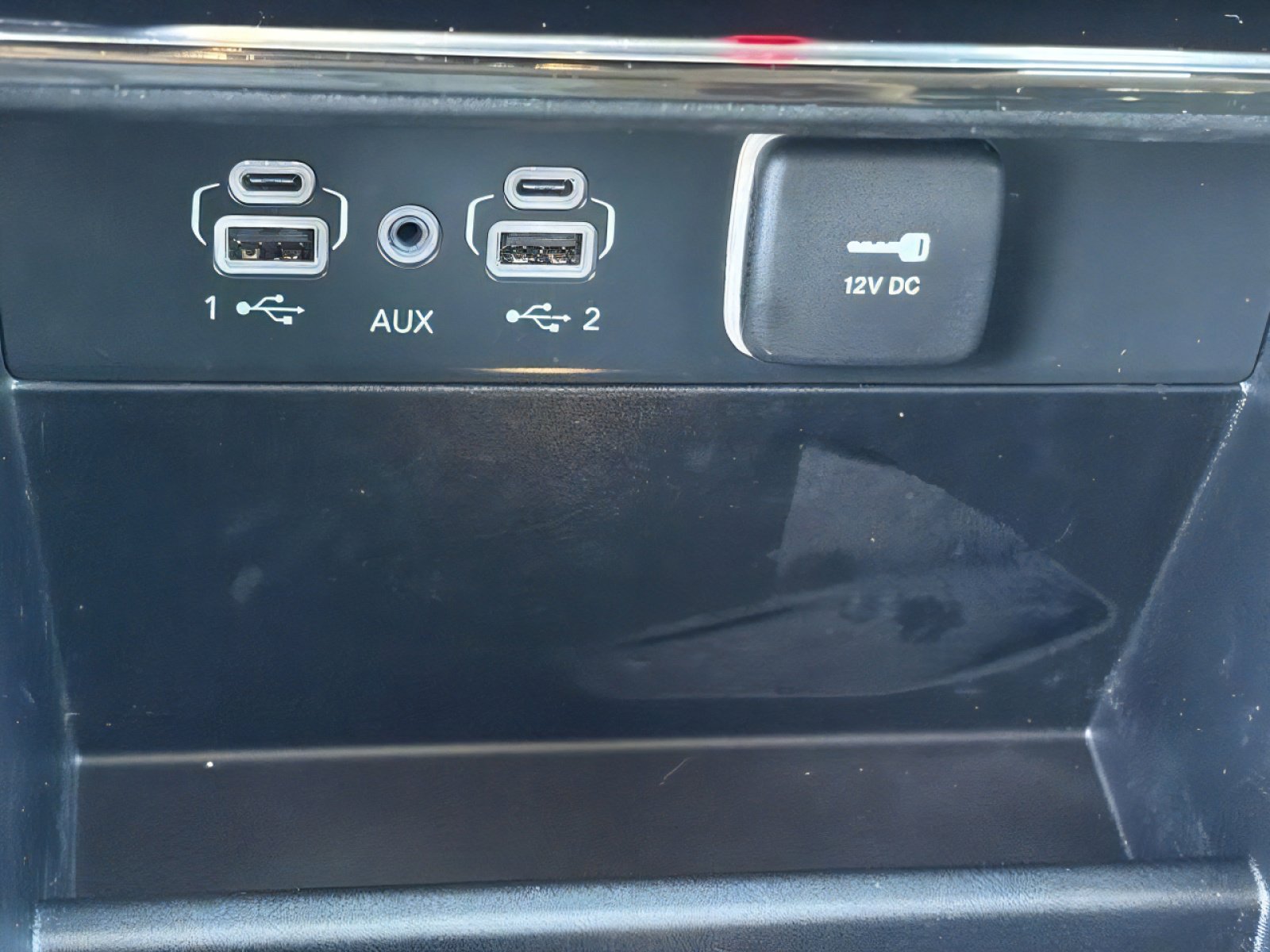 Used 2023 Jeep Grand Cherokee Limited RWD image 26