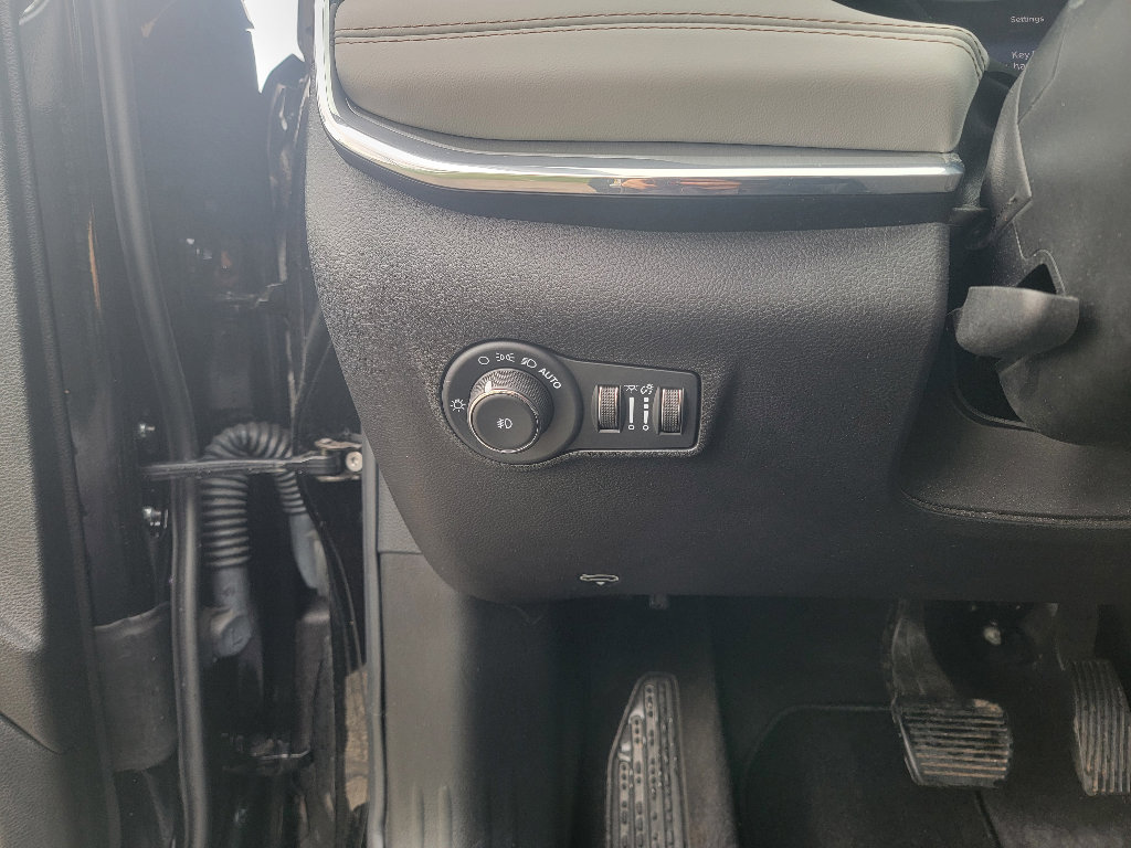 Used 2022 Jeep Compass Limited AWD/4WD image 14