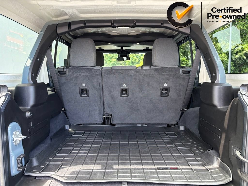 Certified 2024 Jeep Wrangler Unlimited Rubicon w/ XTREMEE 35" Tire Package AWD/4WD image 26