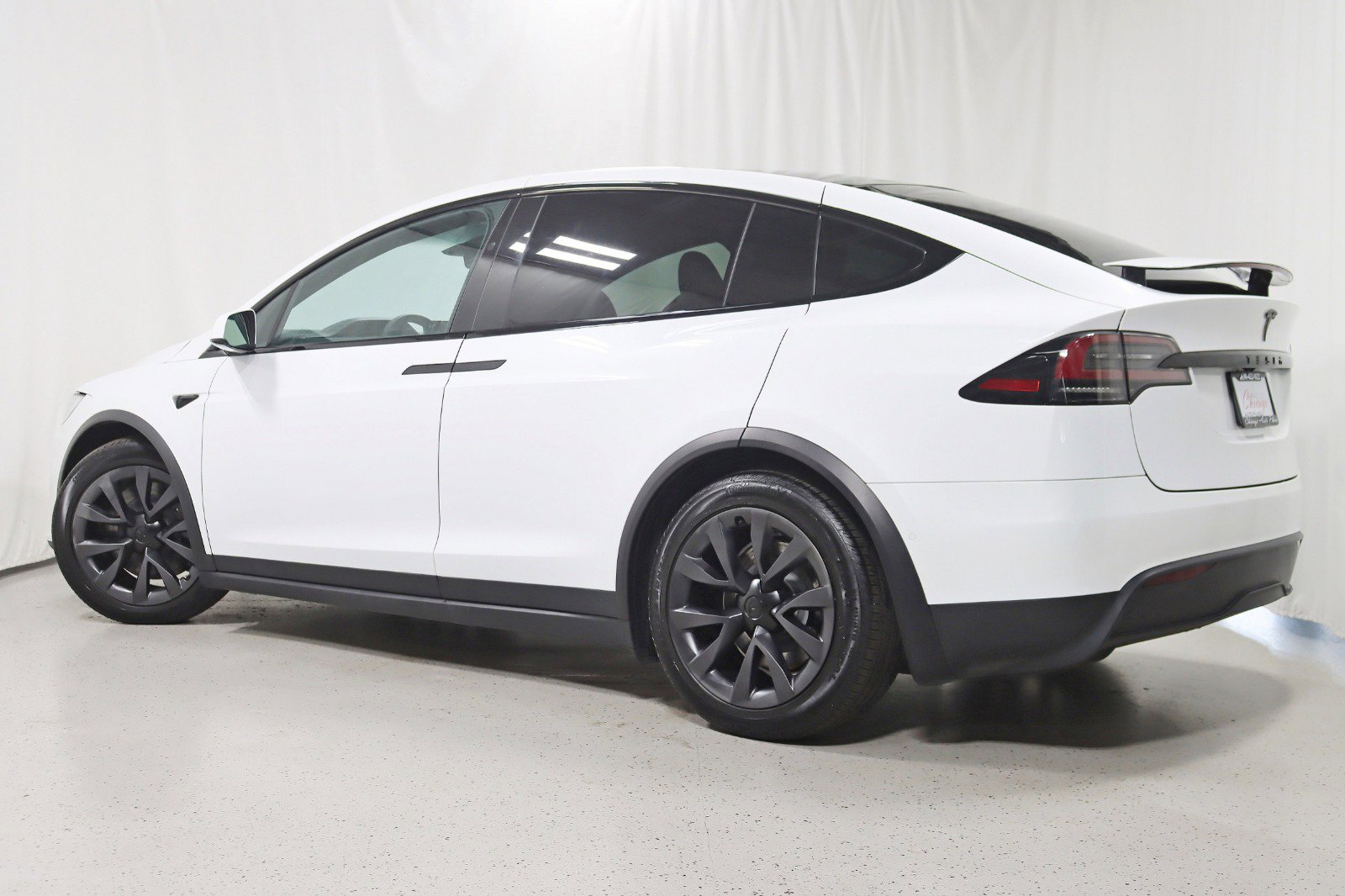 Used 2022 Tesla Model X image 10