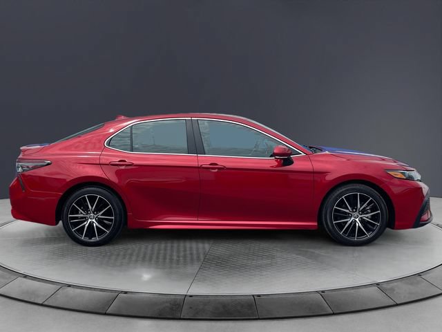 Used 2023 Toyota Camry SE AWD/4WD image 6
