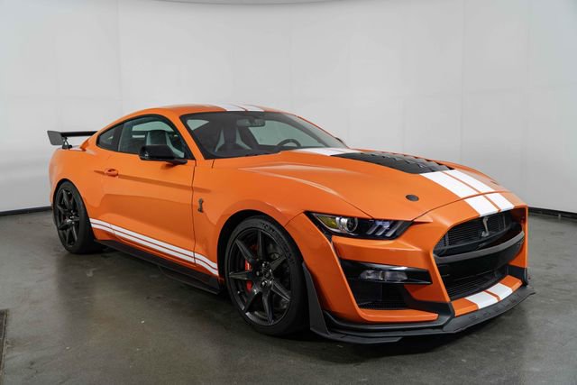 Used 2022 Ford Mustang Shelby GT500 w/ Carbon Fibre Track Pack RWD image 1