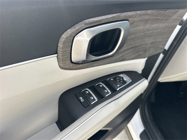 Used 2022 Kia Sorento EX w/ Panoramic Sunroof Package image 20