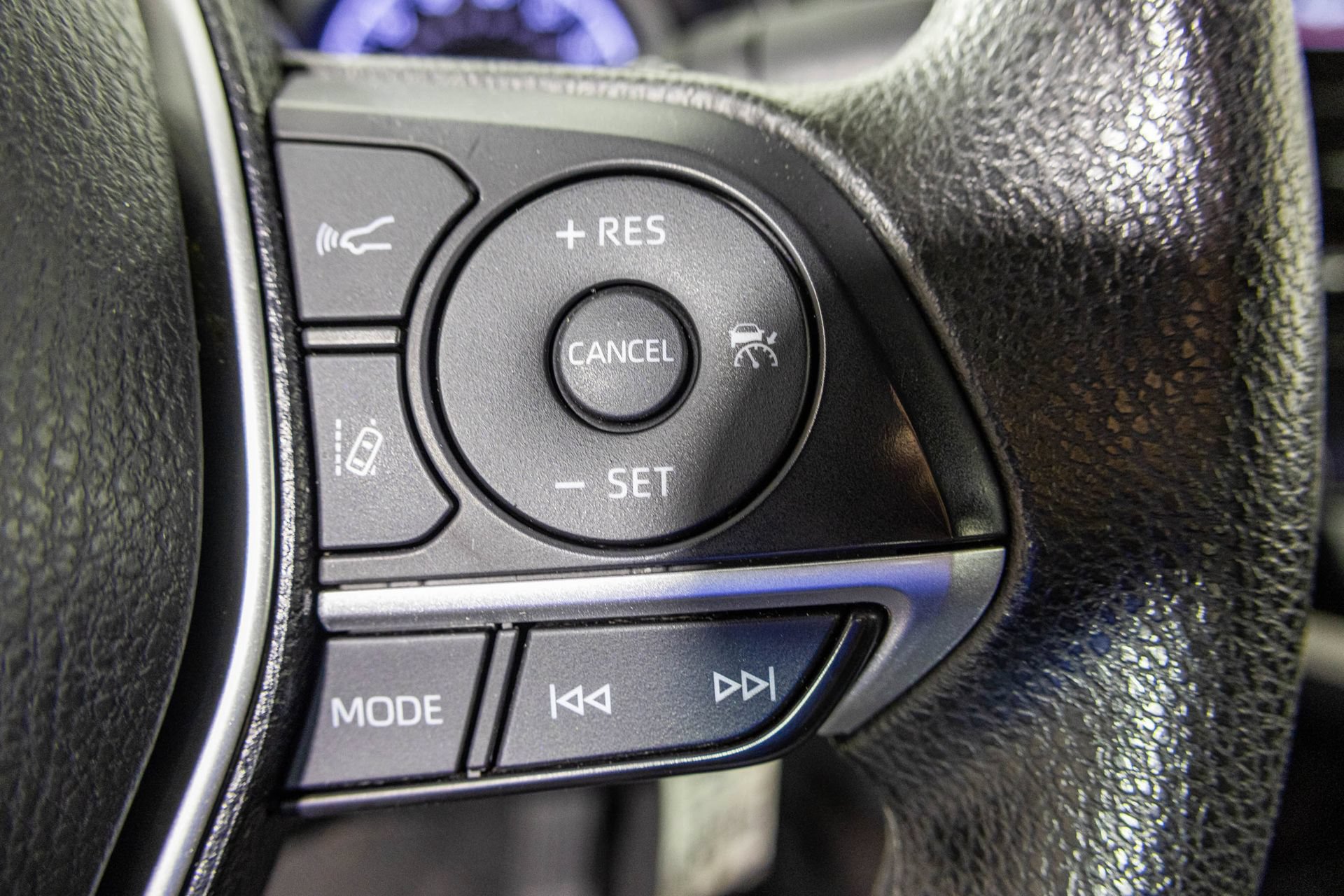 Used 2023 Toyota Camry LE FWD image 29