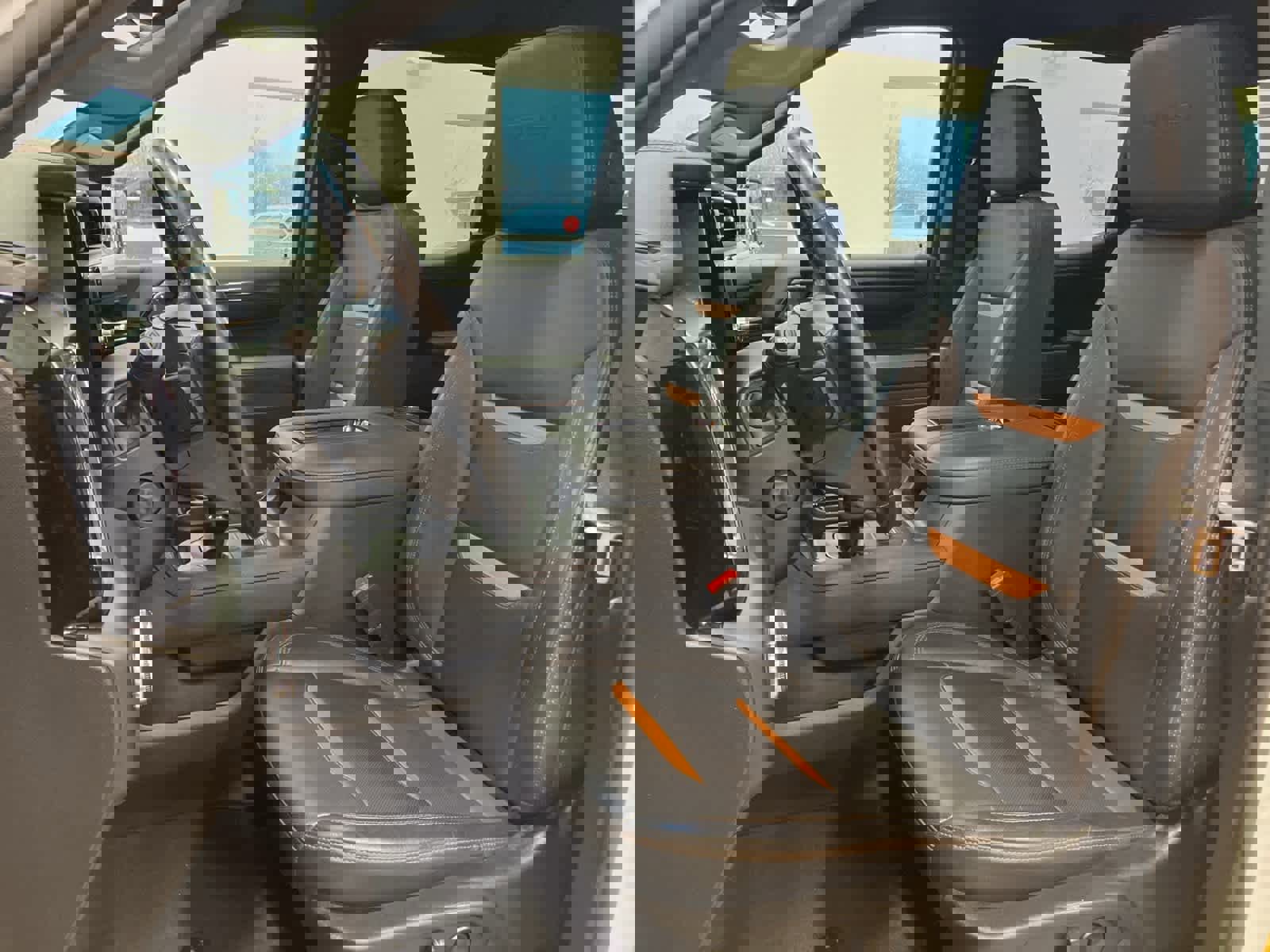 Used 2022 GMC Sierra 1500 AT4 w/ AT4 Premium Package image 13