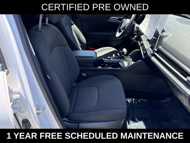 Used 2025 Kia Sportage LX FWD image 9