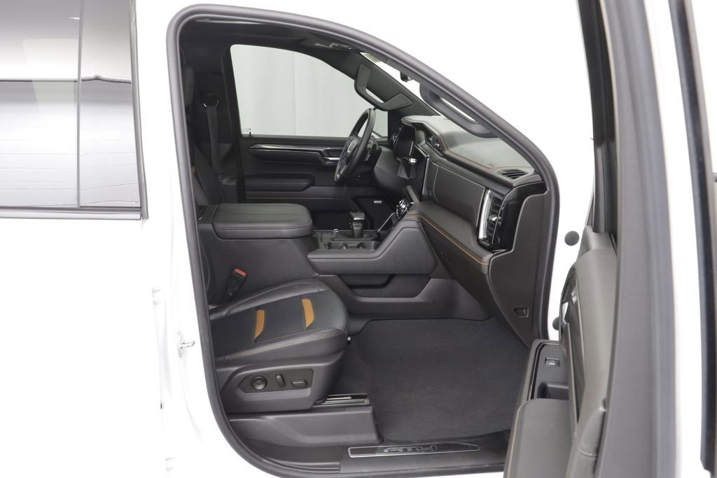 Used 2023 GMC Sierra 1500 AT4 w/ Technology Package image 24