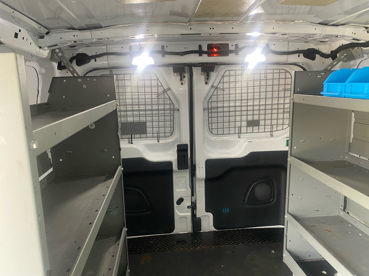 Used 2022 Ford Transit 250 Low Roof AWD image 8