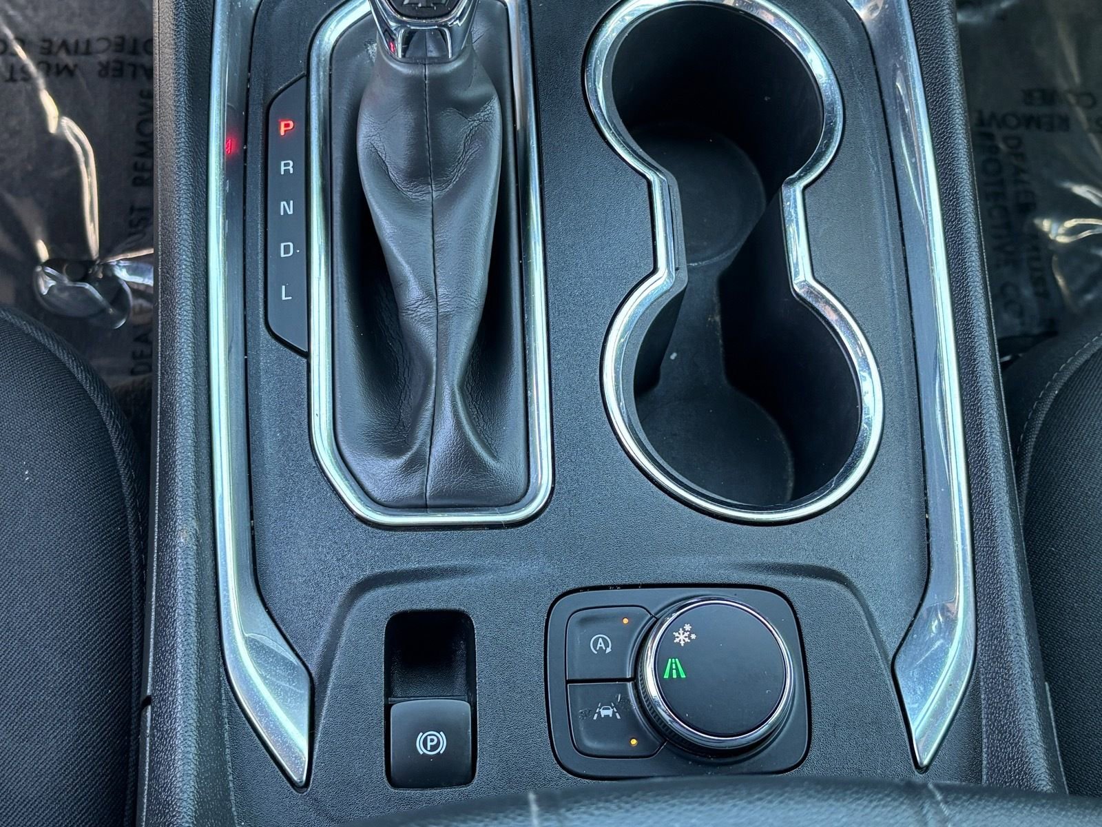 Used 2023 Chevrolet Traverse LT image 28