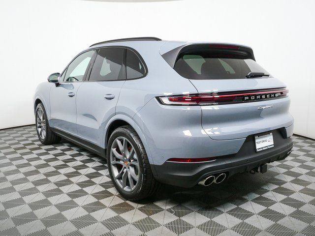 New 2026 Porsche Cayenne S AWD/4WD image 3