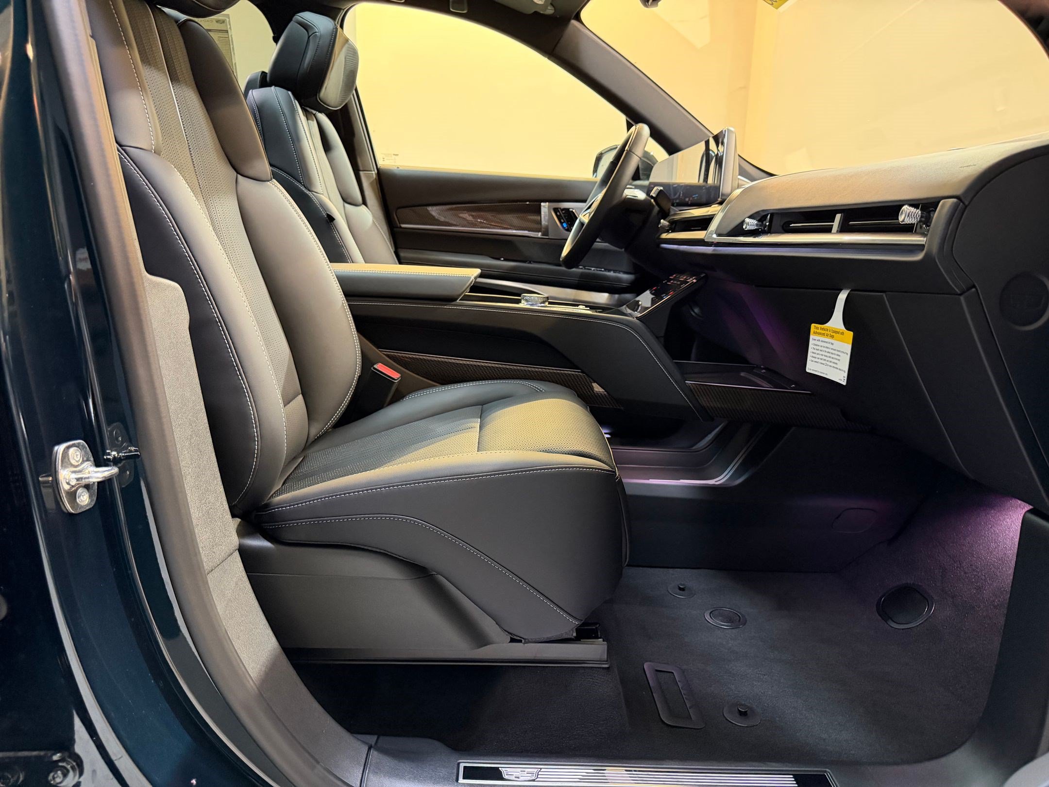 New 2026 Cadillac Vistiq Luxury AWD/4WD image 54