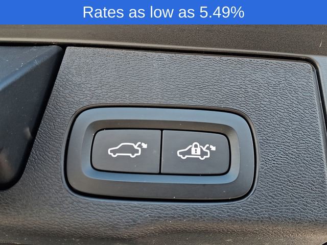 Certified 2023 Volvo XC60 B5 Core w/ Climate Package image 32