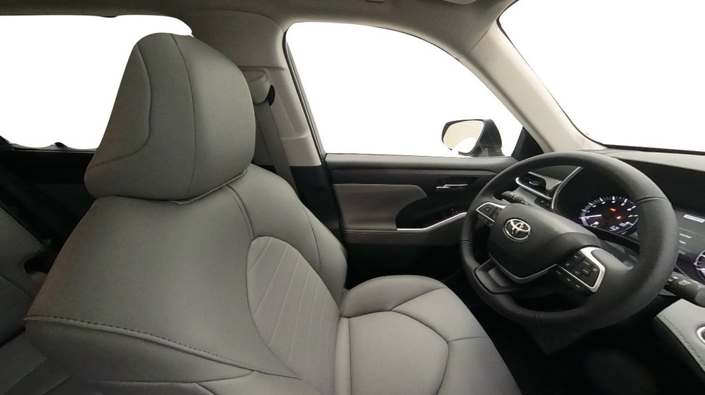 Certified 2024 Toyota Highlander XLE AWD/4WD image 30