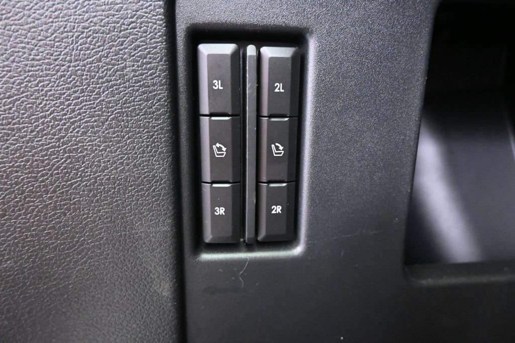 Used 2023 Lincoln Navigator Reserve AWD/4WD image 35