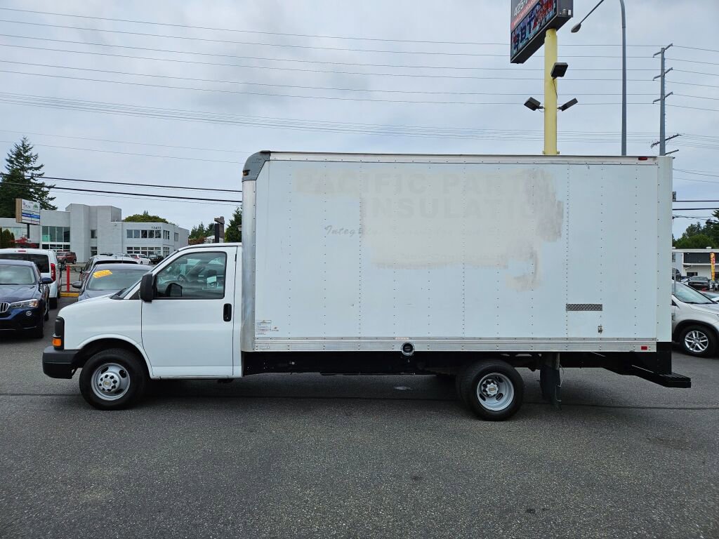 Used 2016 Chevrolet Express 3500 Extended image 7