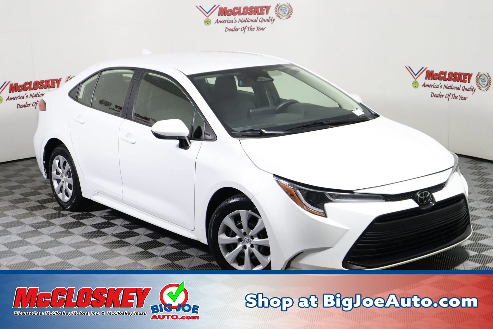 Used 2023 Toyota Corolla LE image 1