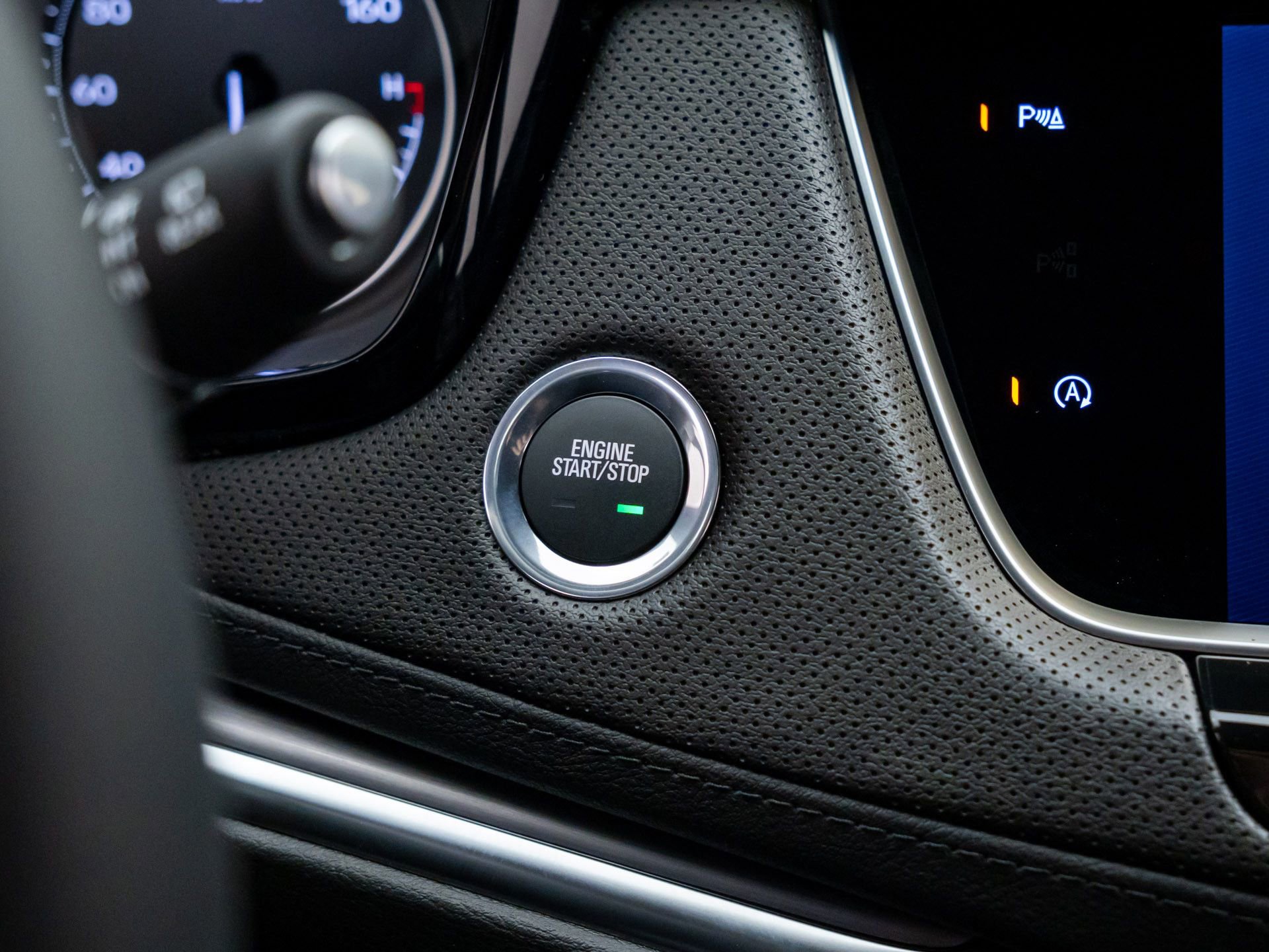 New 2026 Cadillac XT5 Luxury w/ LPO, Floor Liner Package AWD/4WD image 21