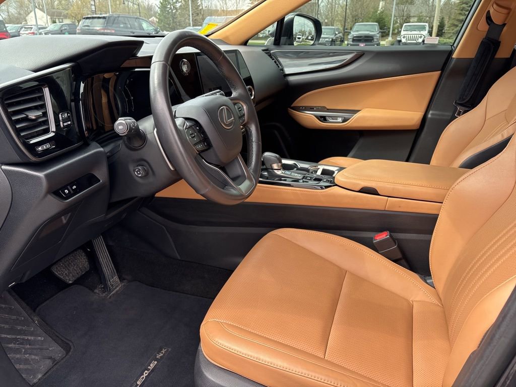 Used 2023 Lexus NX 250 FWD w/ Premium Package image 7