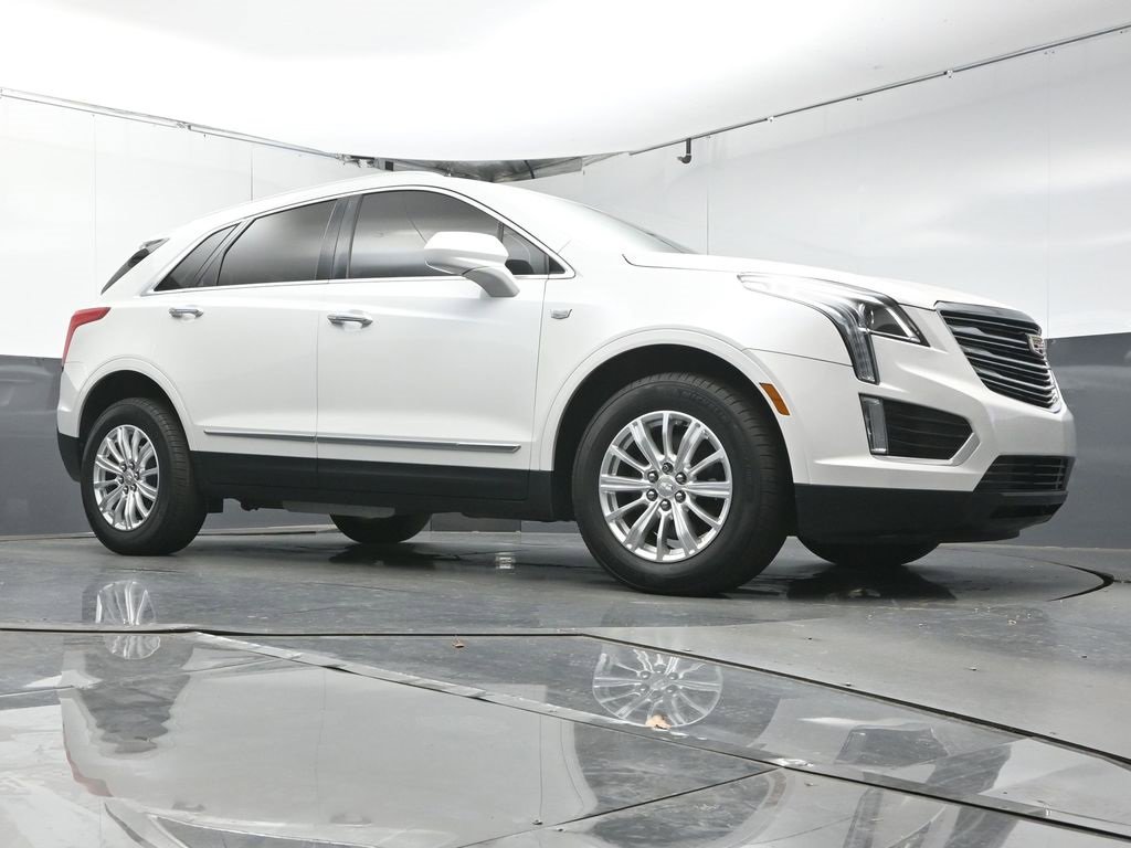 Used 2018 Cadillac XT5 FWD w/ LPO, Wheel Lock Package image 38