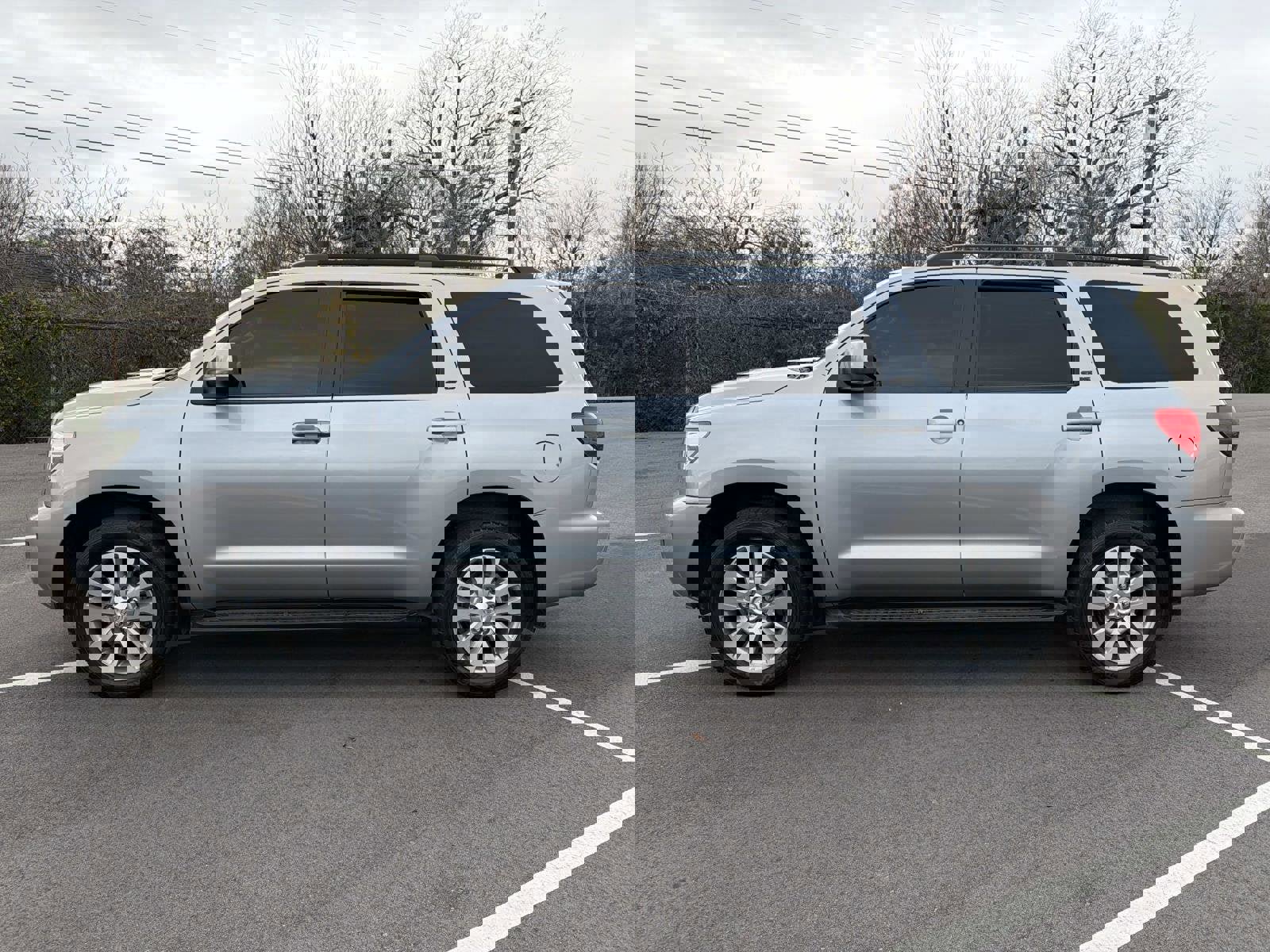 Used 2015 Toyota Sequoia SR5 image 16