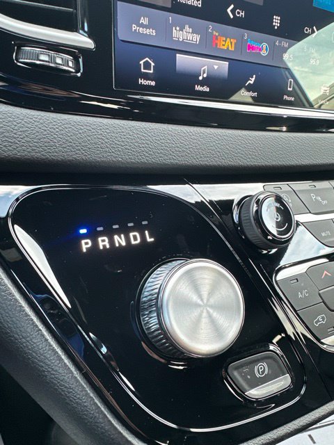 New 2027 Chrysler Pacifica LX FWD image 21