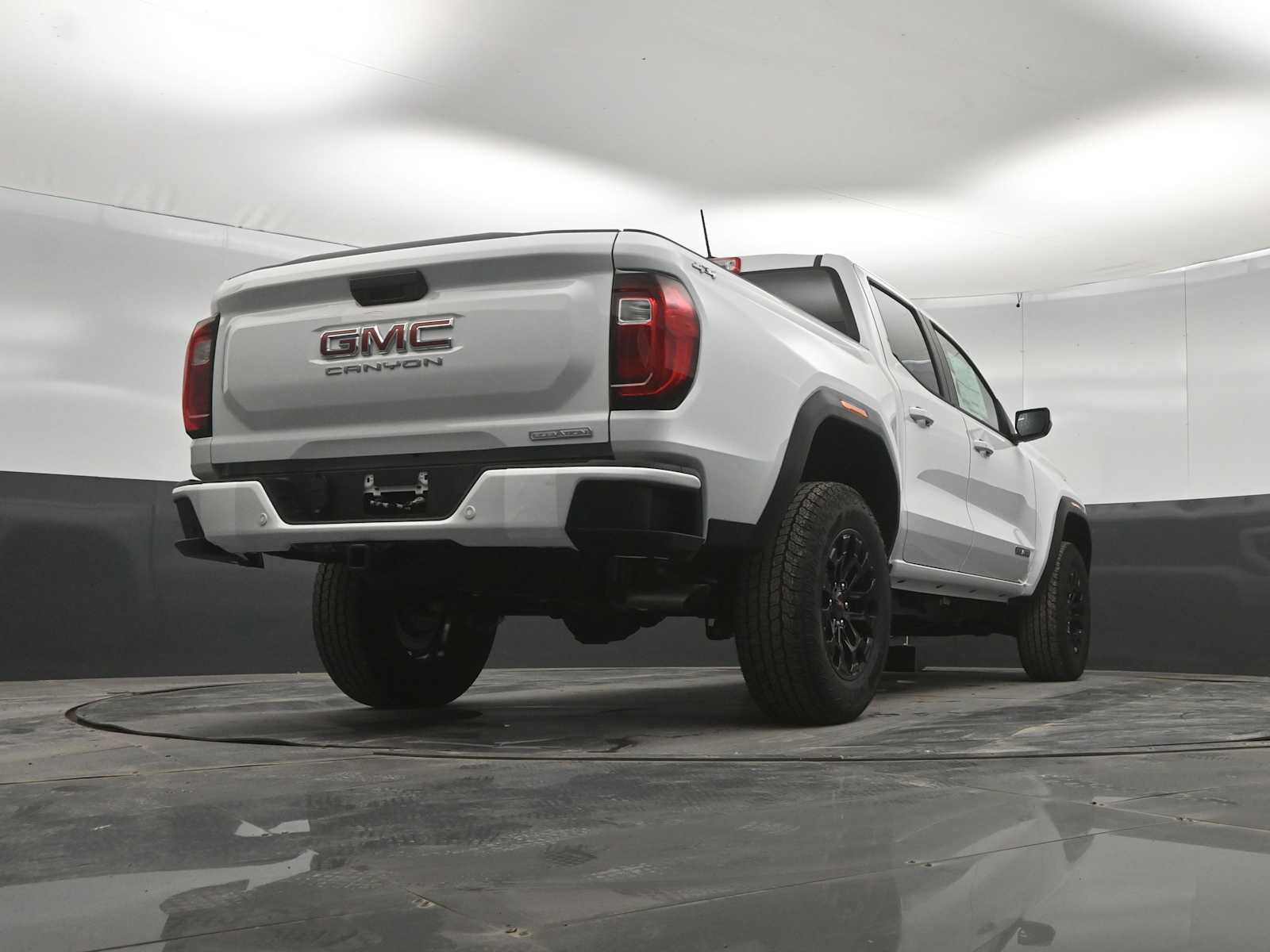 New 2026 GMC Canyon Elevation AWD/4WD image 39