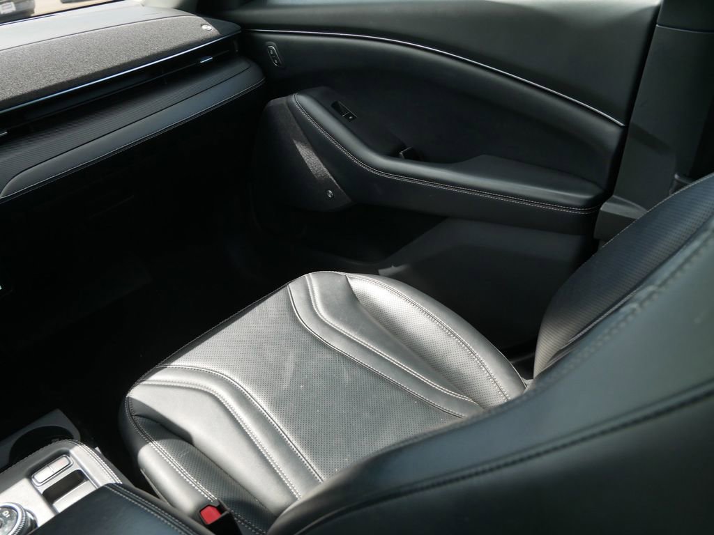 Used 2021 Ford Mustang Mach-E Premium AWD/4WD image 17