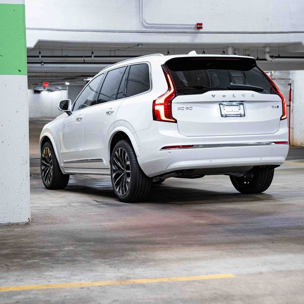New 2026 Volvo XC90 B6 Plus w/ Protection Package Premier image 6