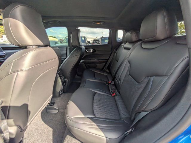 New 2026 Jeep Compass Latitude w/ Sun and Sound Group image 12