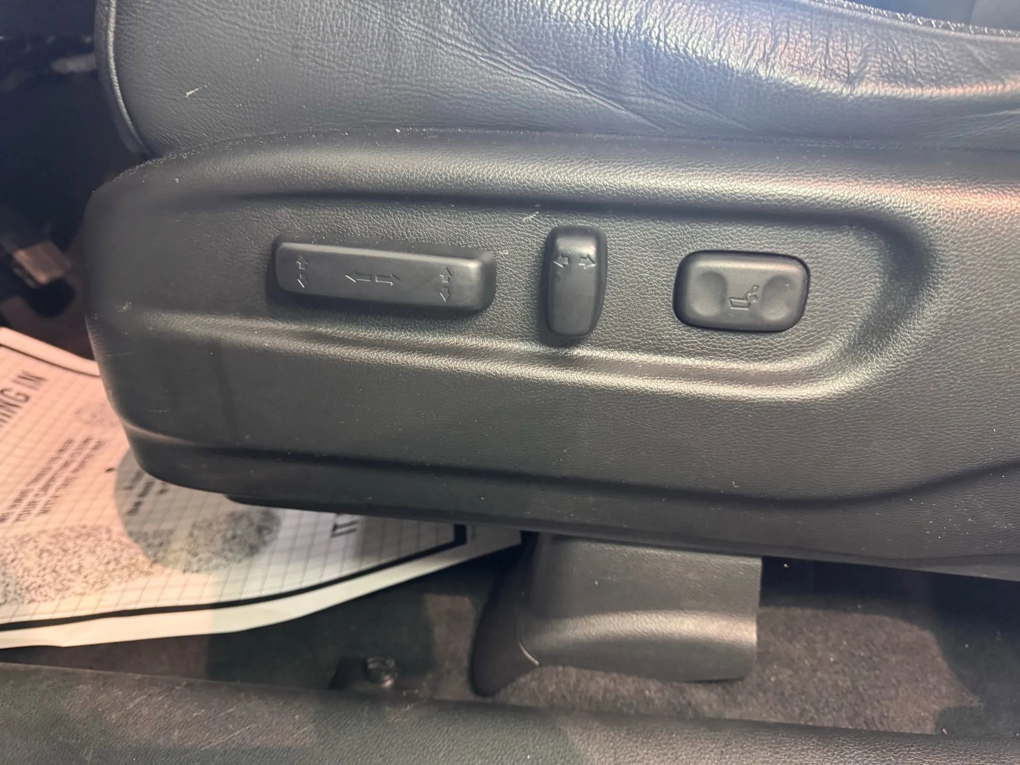 Used 2021 Honda Pilot Touring image 11