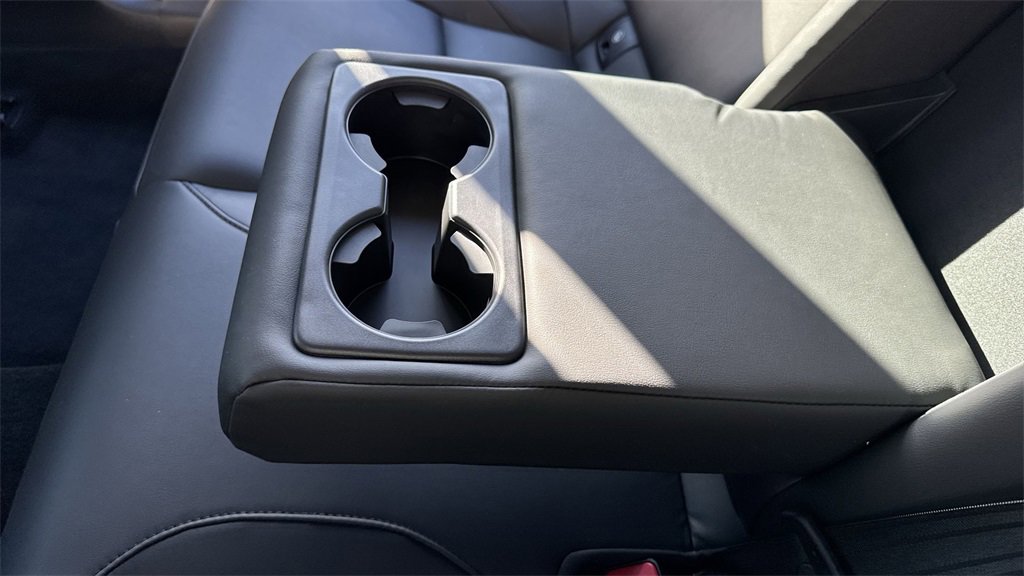 Used 2023 MAZDA MAZDA3 s image 38