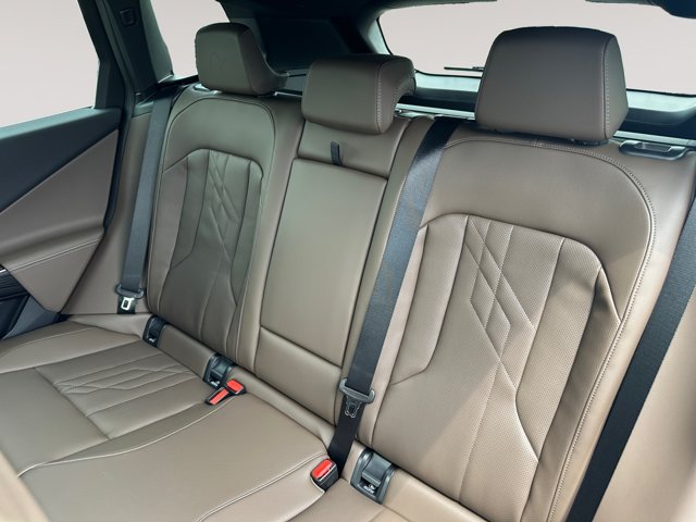 New 2026 BMW X3 xDrive30i w/ Premium Package AWD/4WD image 13