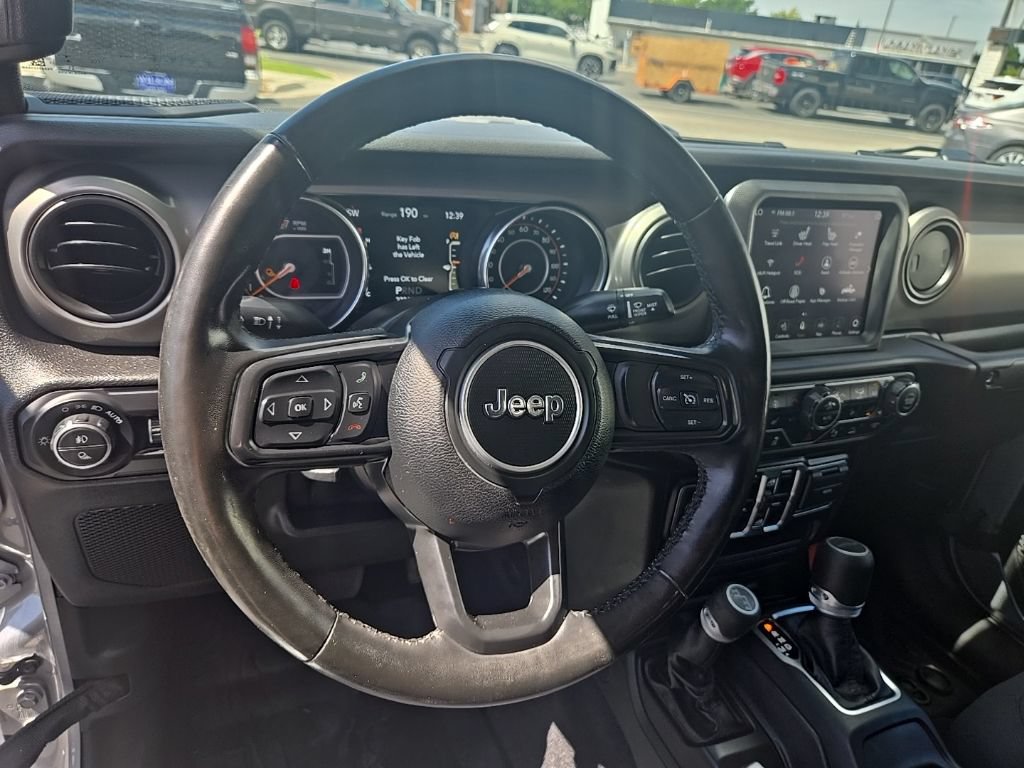 Used 2021 Jeep Gladiator Sport AWD/4WD image 13