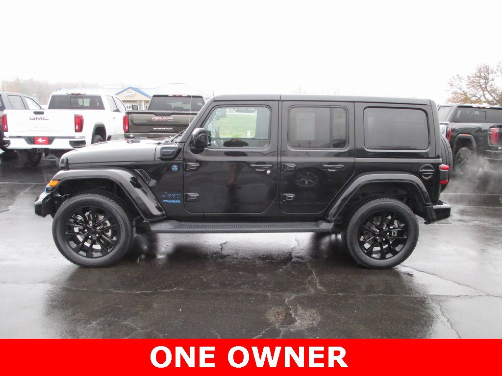 Used 2021 Jeep Wrangler Unlimited Sahara image 8