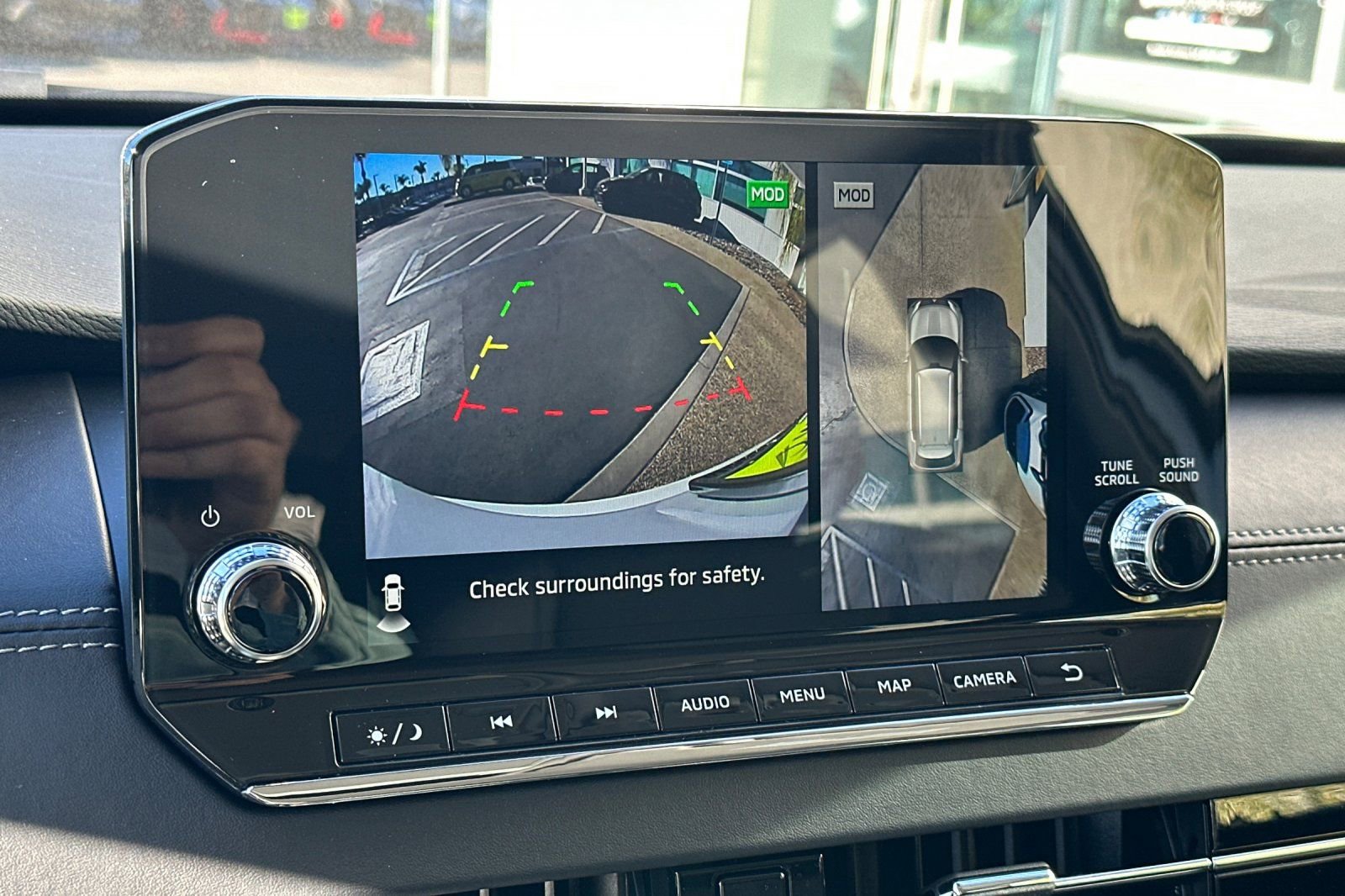 New 2025 Mitsubishi Outlander SE image 19