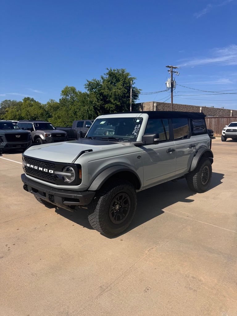 Used 2023 Ford Bronco Wildtrak AWD/4WD image 3