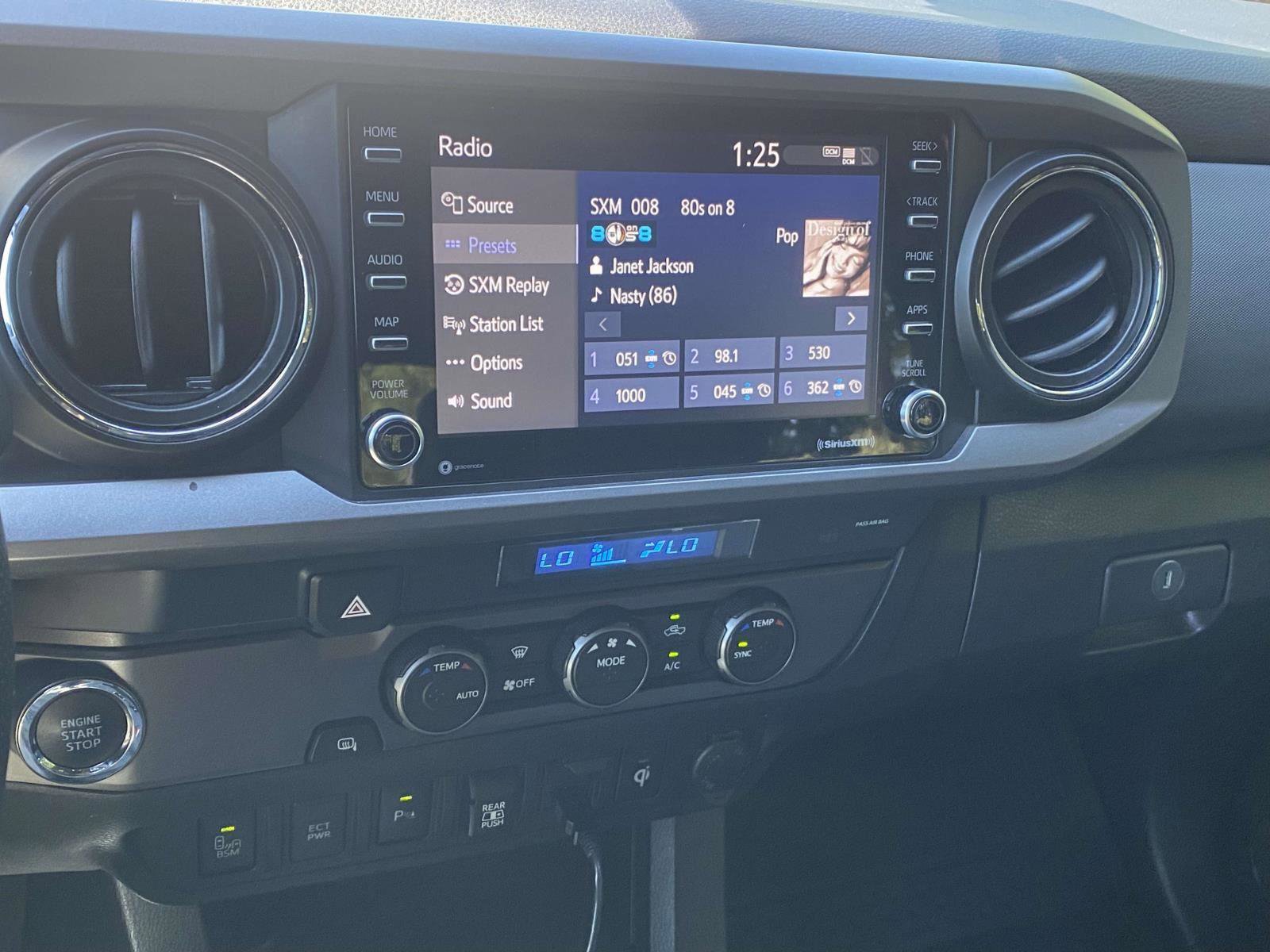 Used 2021 Toyota Tacoma TRD Sport image 9