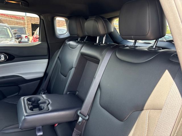 Used 2023 Jeep Compass Limited w/ Elite Group AWD/4WD image 20