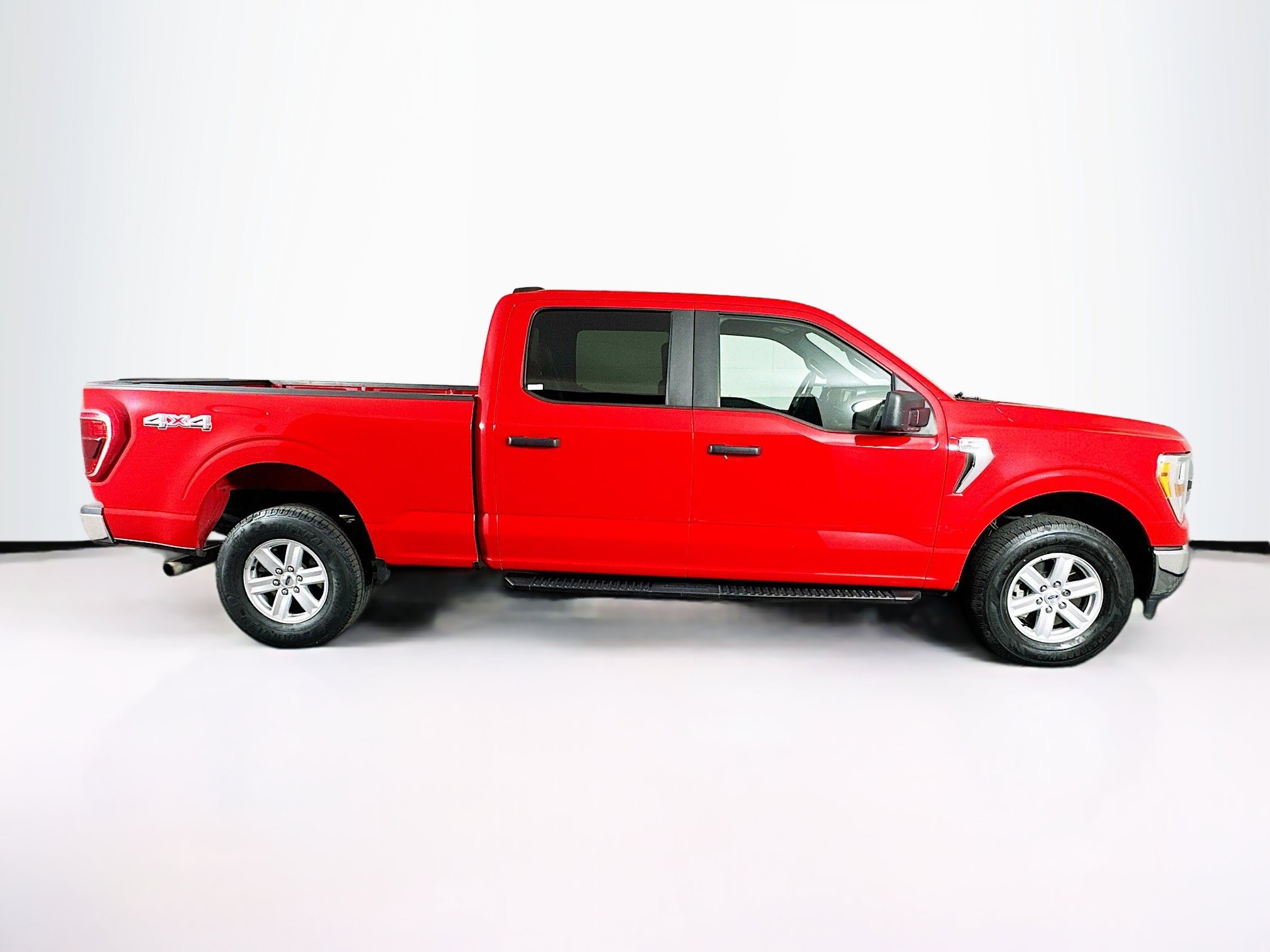 Used 2021 Ford F150 XLT AWD/4WD image 10